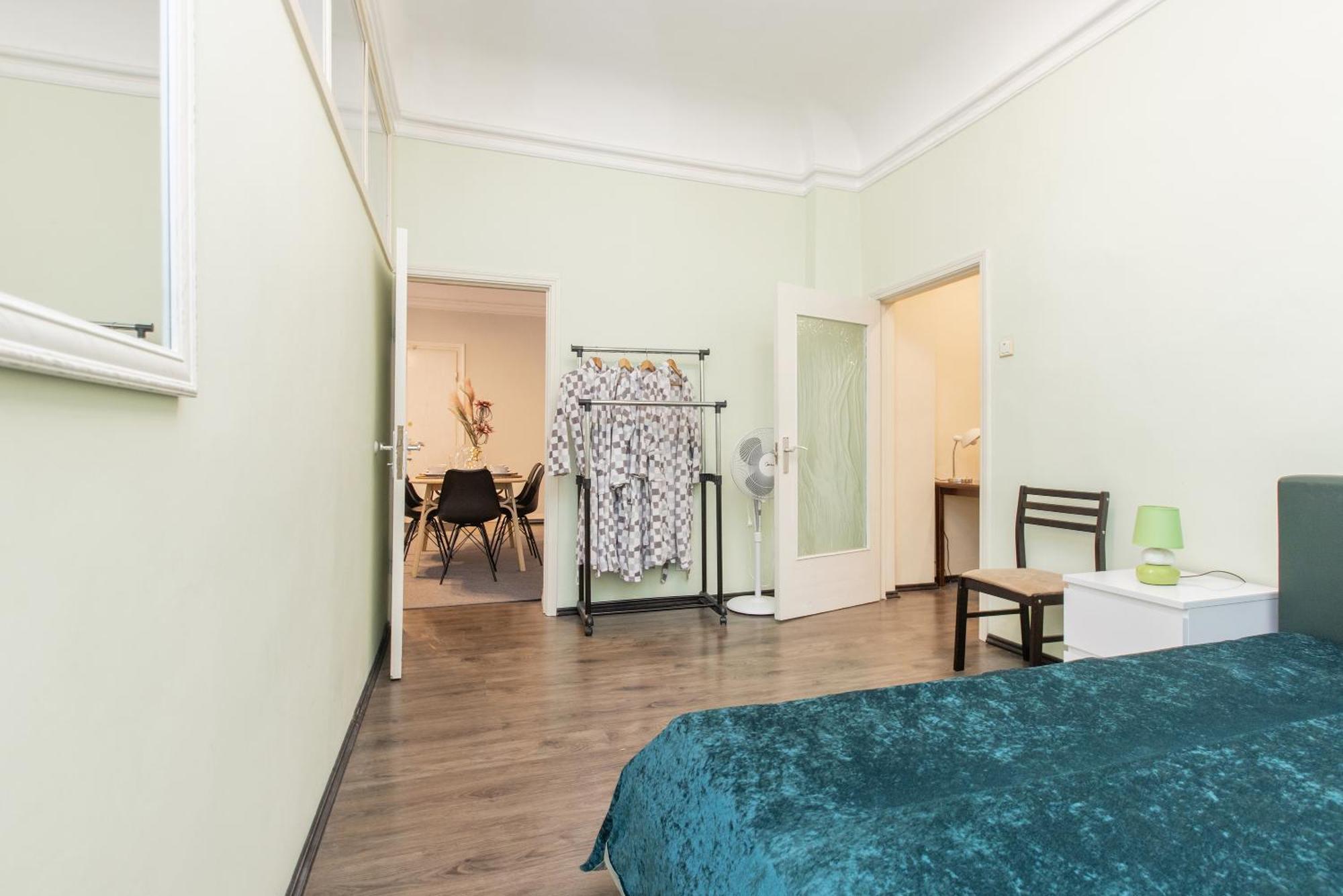 Large Vacation Apartments In The Old Town Riga Exterior foto